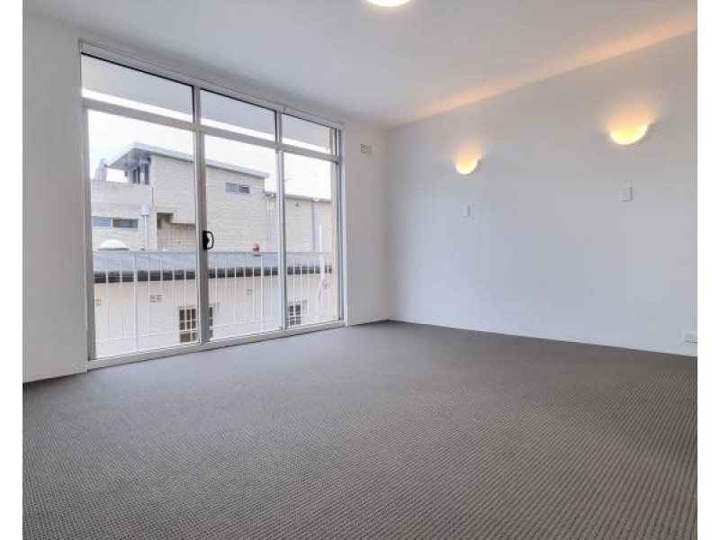 4/87 Curlewis Street, Bondi Beach NSW 2026