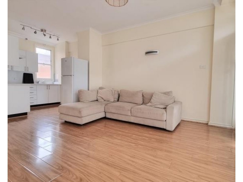 4/83 Old South Head Road, Bondi Junction NSW 2022