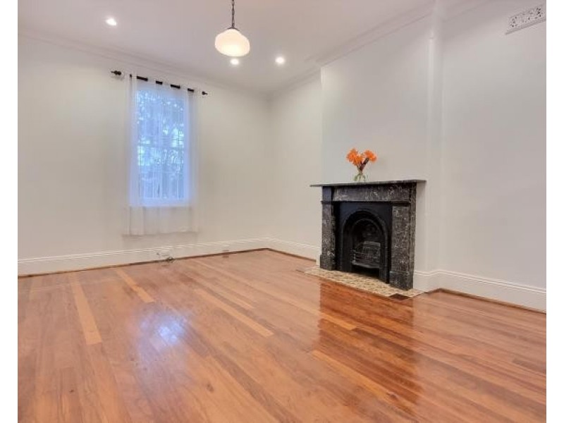 2/227 Edgecliff Road, Woollahra NSW 2025