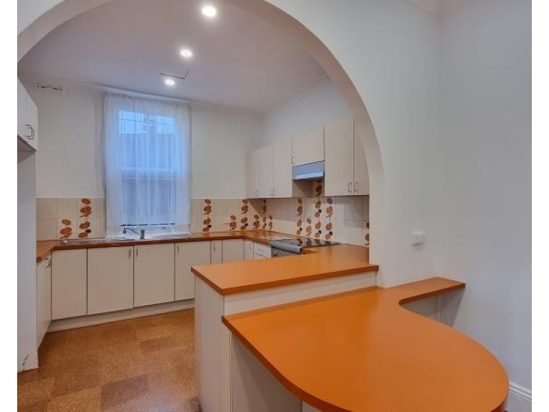 2/227 Edgecliff Road, Woollahra NSW 2025