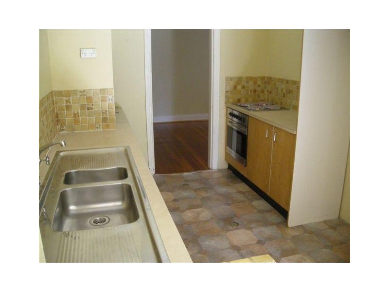 10 GROSVENOR STREET **APPLICATIONS TAKEN**, Kensington NSW 2033