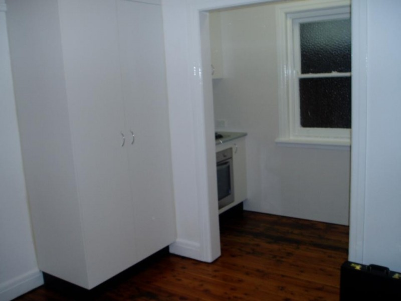 1/12A Cecil Sreet, Ashfield NSW 2131