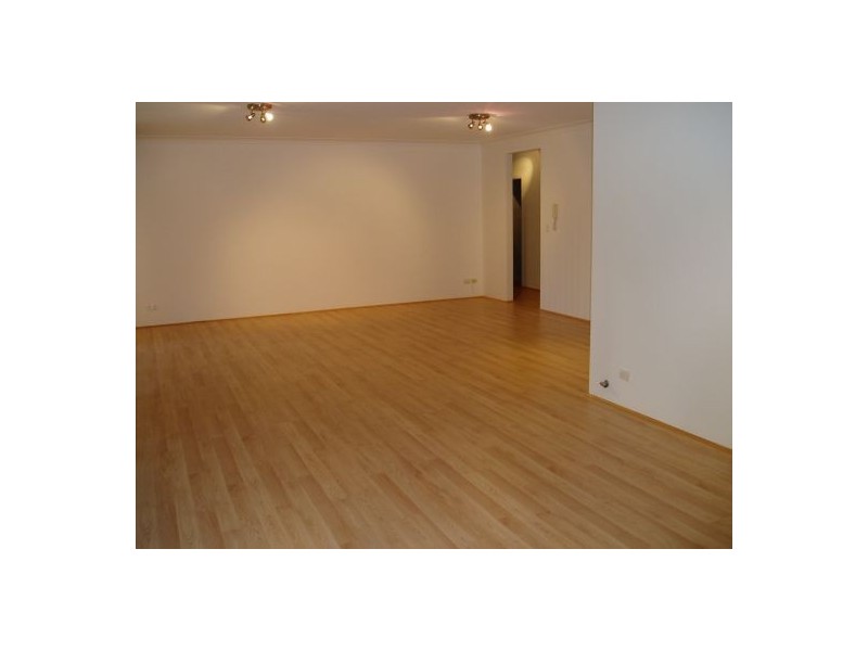 8/9-13 Sir Thomas Mitchell Rd, Bondi Beach NSW 2026