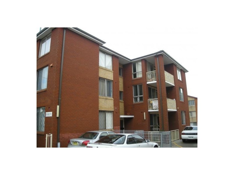 4/19 Mascot Drive, Eastlakes NSW 2018