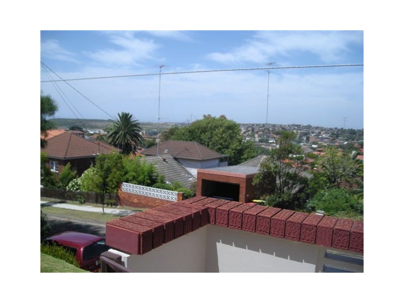 6 First Avenue, Maroubra NSW 2035