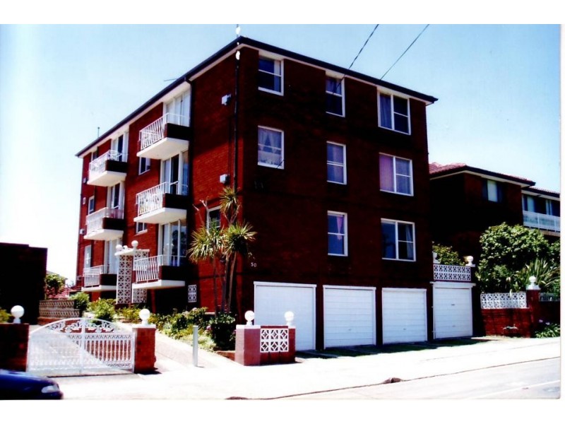 1/50 UNIVERSAL STREET, Eastlakes NSW 2018