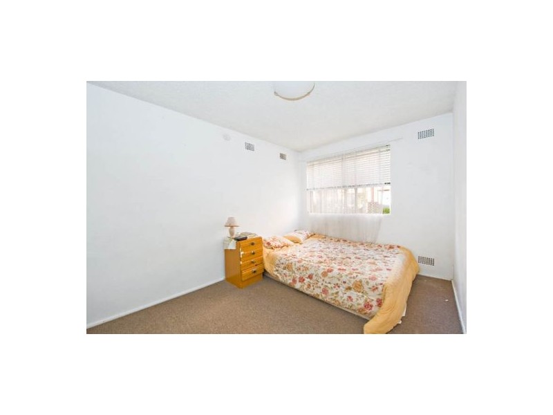 1/84 Mascot Drive, Eastlakes NSW 2018