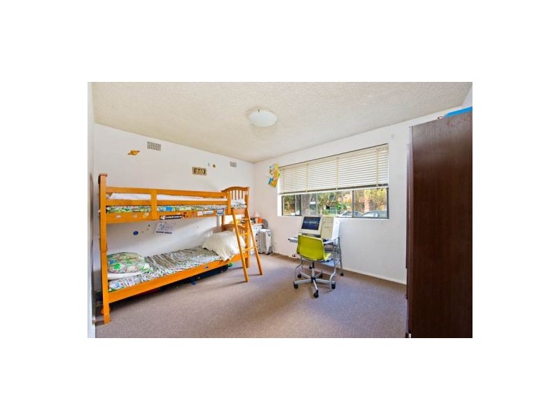 1/84 Mascot Drive, Eastlakes NSW 2018