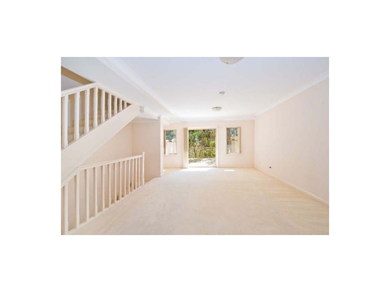 2/12 Whitfield Street, Lane Cove NSW 2066