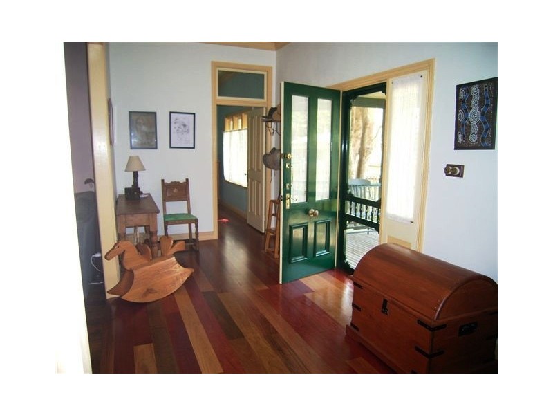 112 Marks Point Road, Marks Point NSW 2280