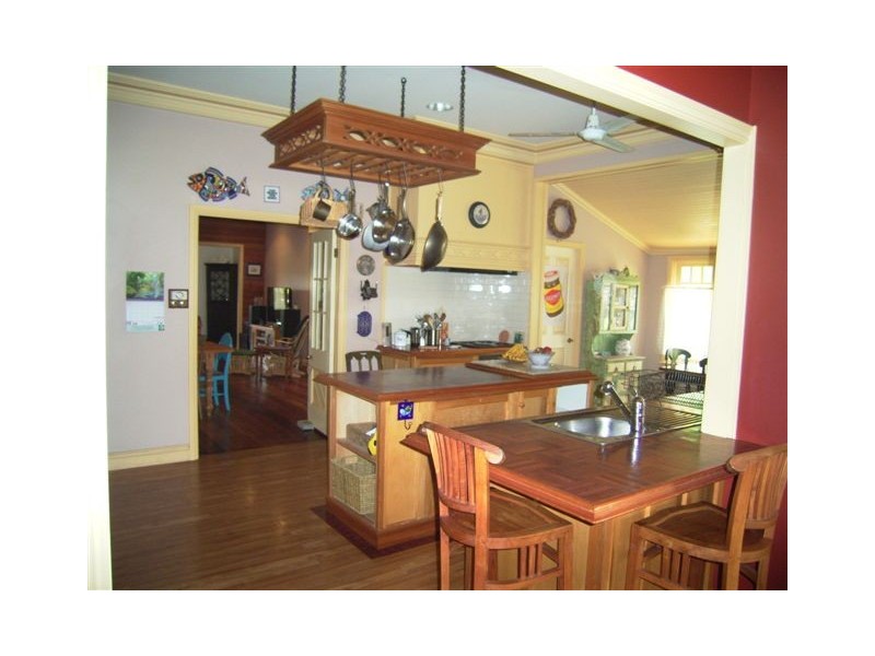 112 Marks Point Road, Marks Point NSW 2280