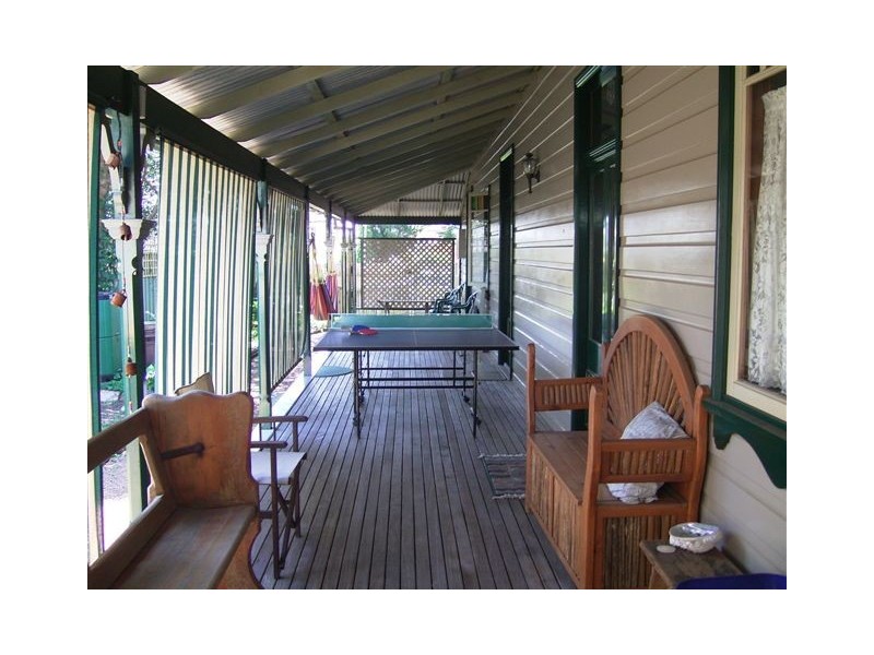 112 Marks Point Road, Marks Point NSW 2280