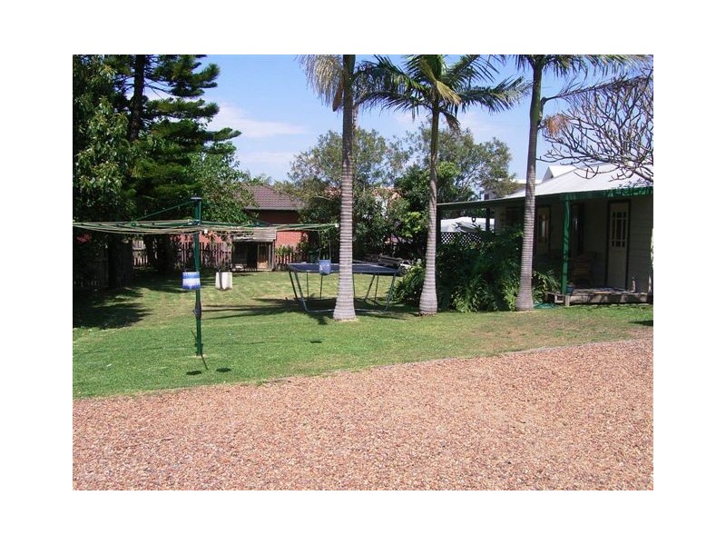 112 Marks Point Road, Marks Point NSW 2280