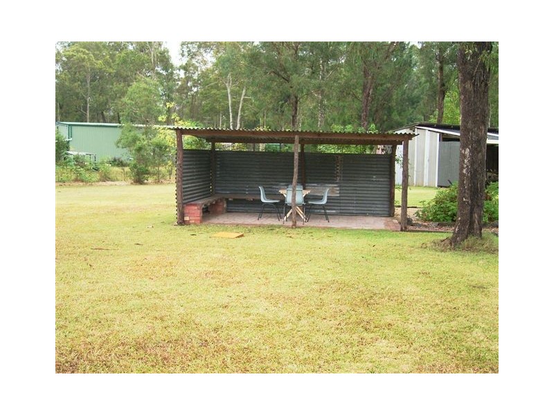 8 Holloway Drive, Jilliby NSW 2259