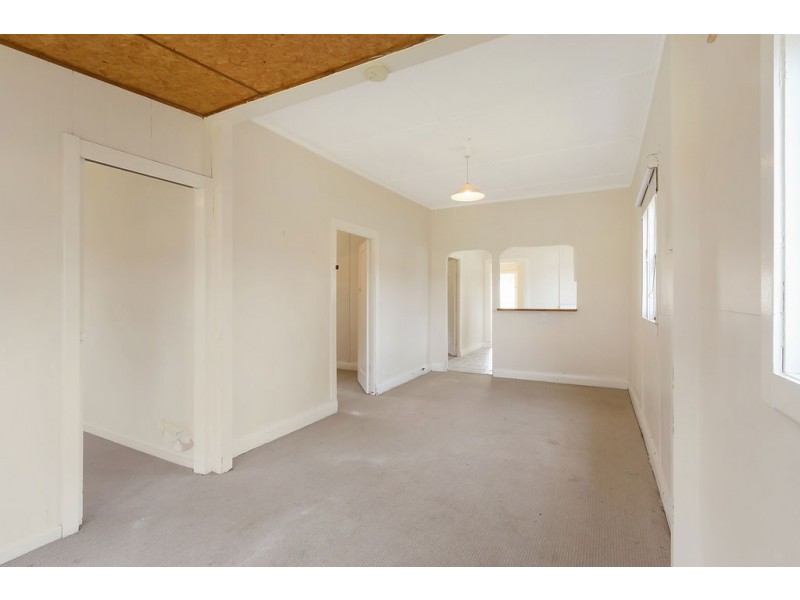 4 Barker Parade, Narooma NSW 2546