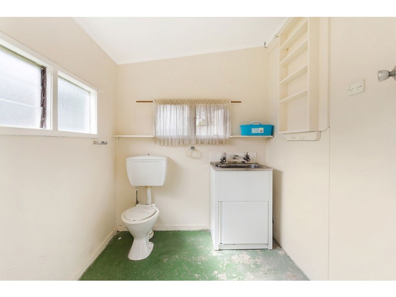 4 Barker Parade, Narooma NSW 2546