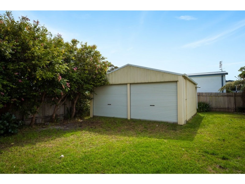 4 Barker Parade, Narooma NSW 2546