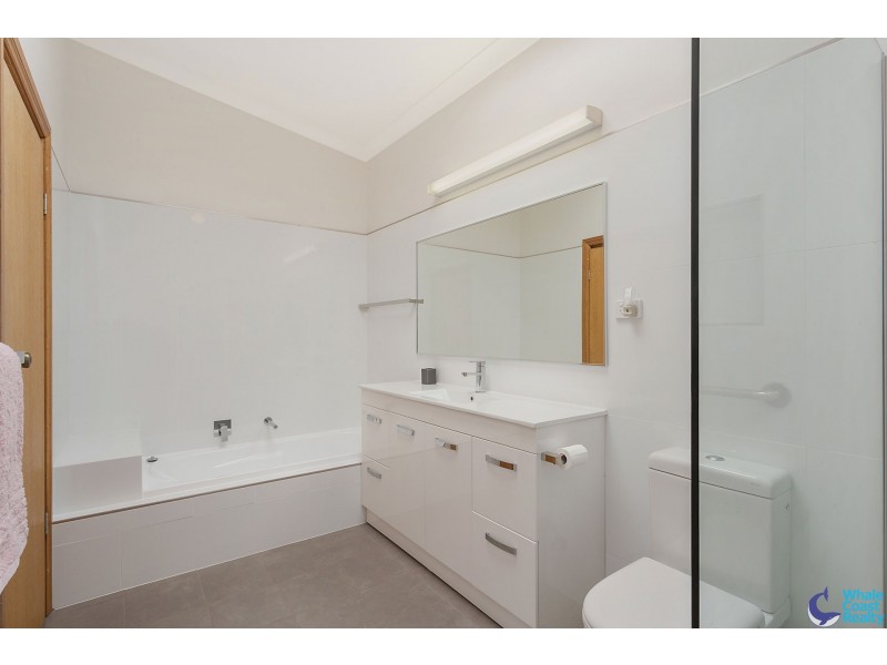 21 Lake View Drive, Narooma NSW 2546