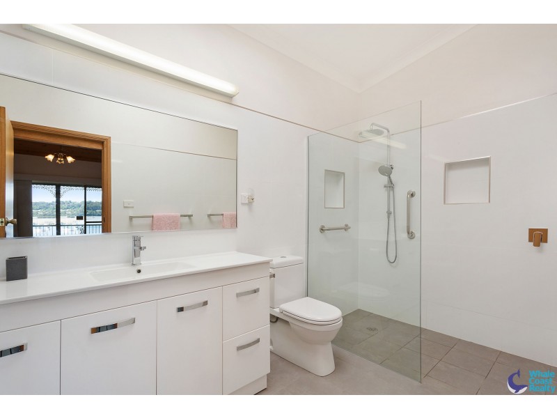 21 Lake View Drive, Narooma NSW 2546