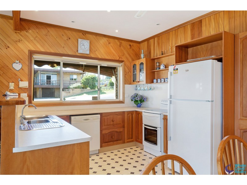 21 Lake View Drive, Narooma NSW 2546