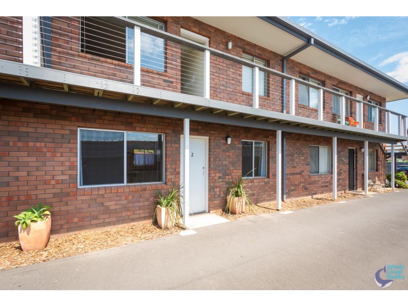 2/70 Princes Highway, Narooma NSW 2546