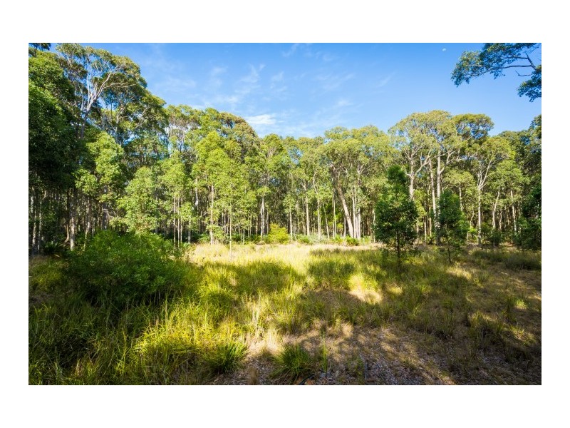 2 Dalmeny Drive, Kianga NSW 2546