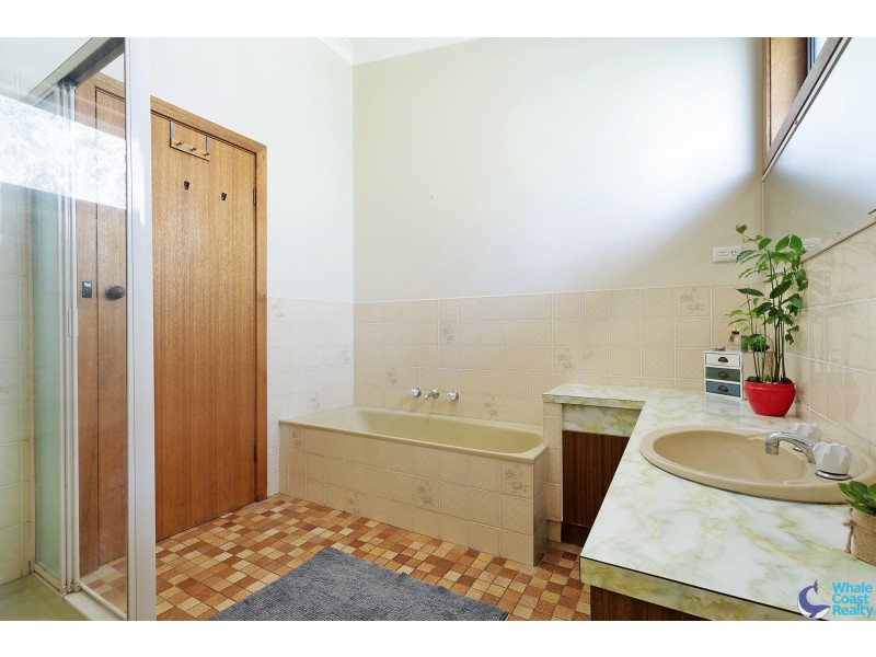 9 Dorothy Drive, Narooma NSW 2546