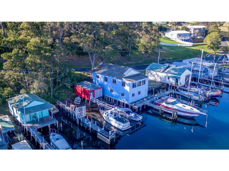 7545 Riverside Drive, Narooma NSW 2546