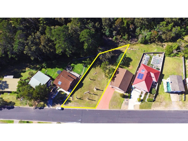 10 Thomson Parade, Dalmeny NSW 2546