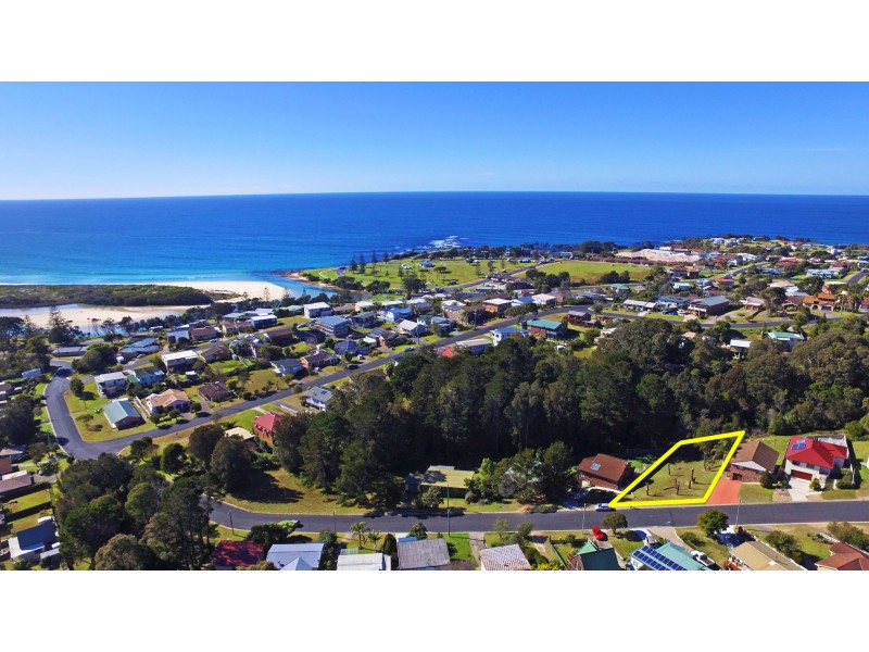 10 Thomson Parade, Dalmeny NSW 2546