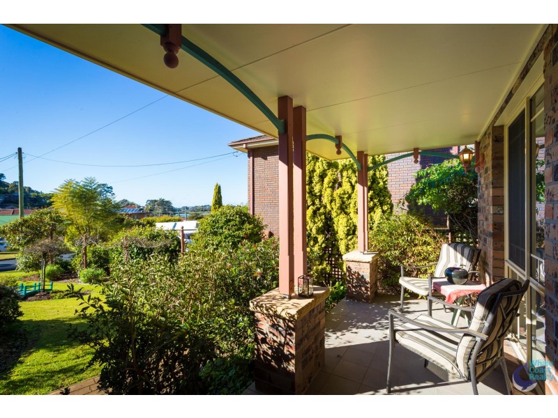 14 Fishermans Crescent, North Narooma NSW 2546