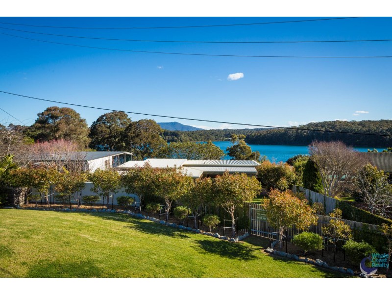 25 Lake View Drive, Narooma NSW 2546