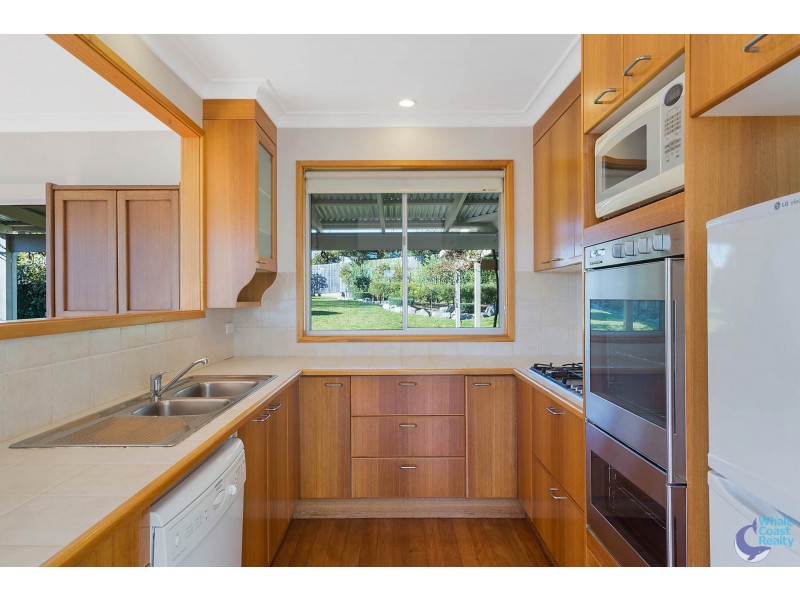 25 Lake View Drive, Narooma NSW 2546