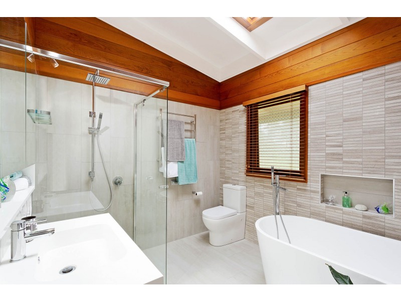 43 Eastaway Avenue, Narooma NSW 2546