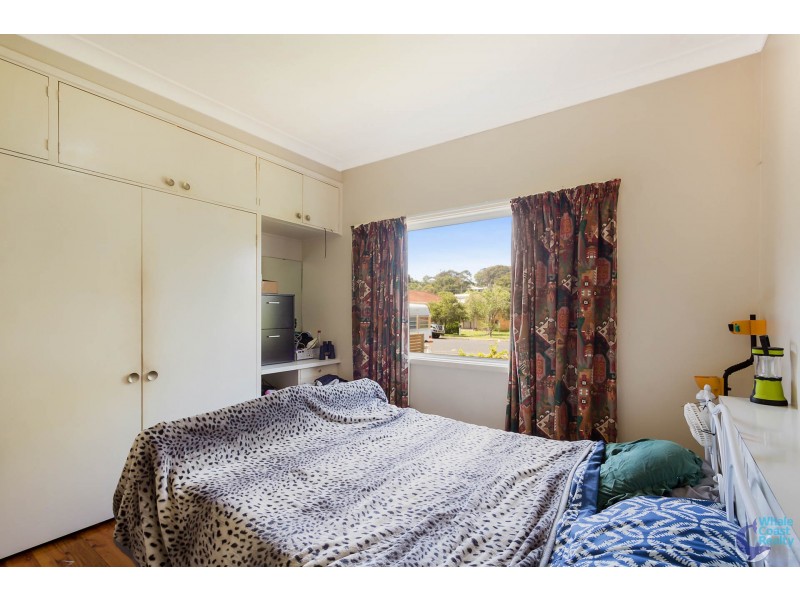 8 Hyland Avenue, Narooma NSW 2546