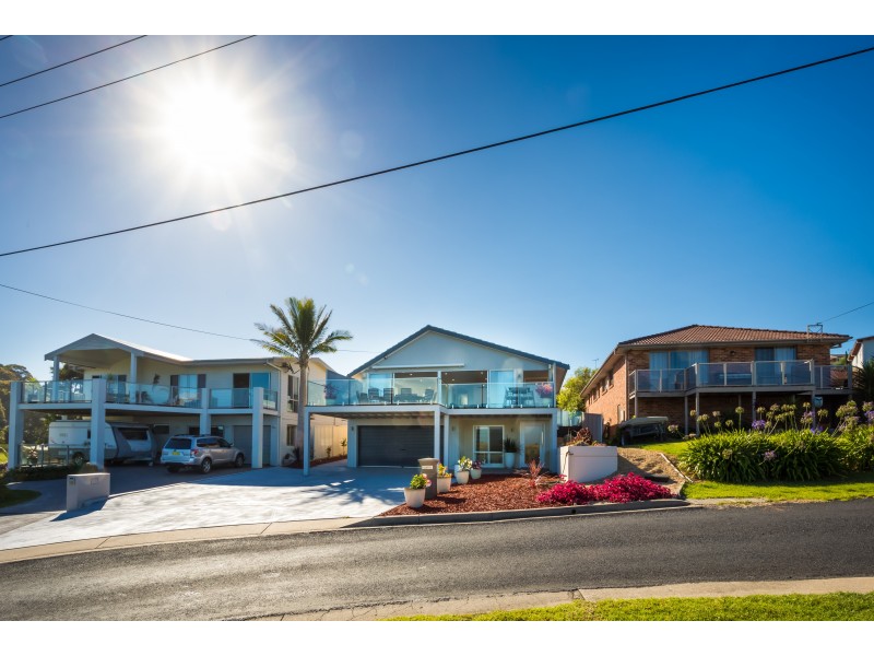 107 Dalmeny Drive, Kianga NSW 2546