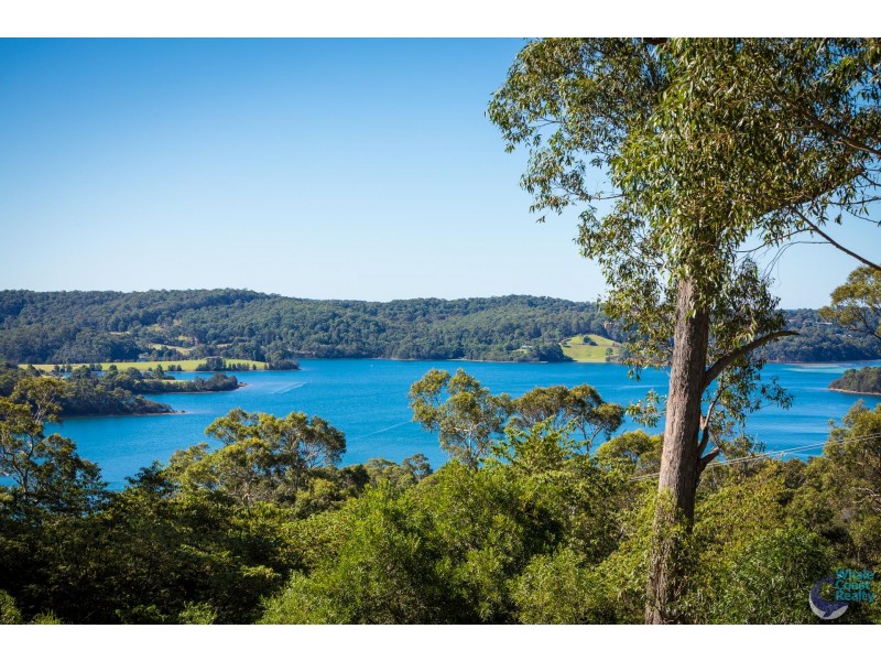 88 Rainforest Parkway, Narooma NSW 2546