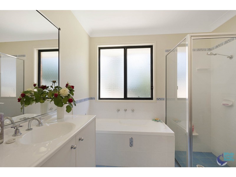 88 Rainforest Parkway, Narooma NSW 2546