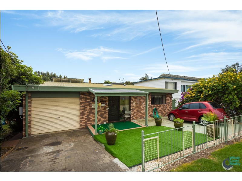 17 Lakeside Drive, Kianga NSW 2546