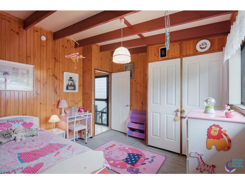 17 Lakeside Drive, Kianga NSW 2546