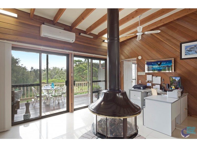 17 Lakeside Drive, Kianga NSW 2546