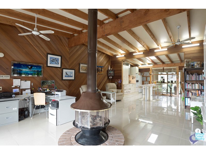 17 Lakeside Drive, Kianga NSW 2546