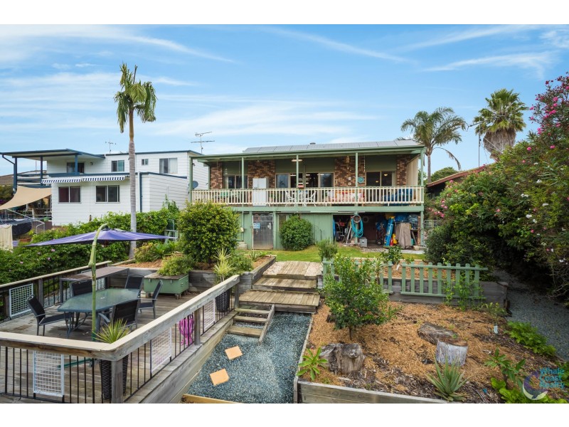 17 Lakeside Drive, Kianga NSW 2546
