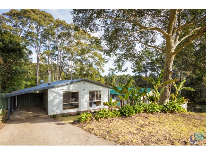 33 Goolara Avenue, Dalmeny NSW 2546