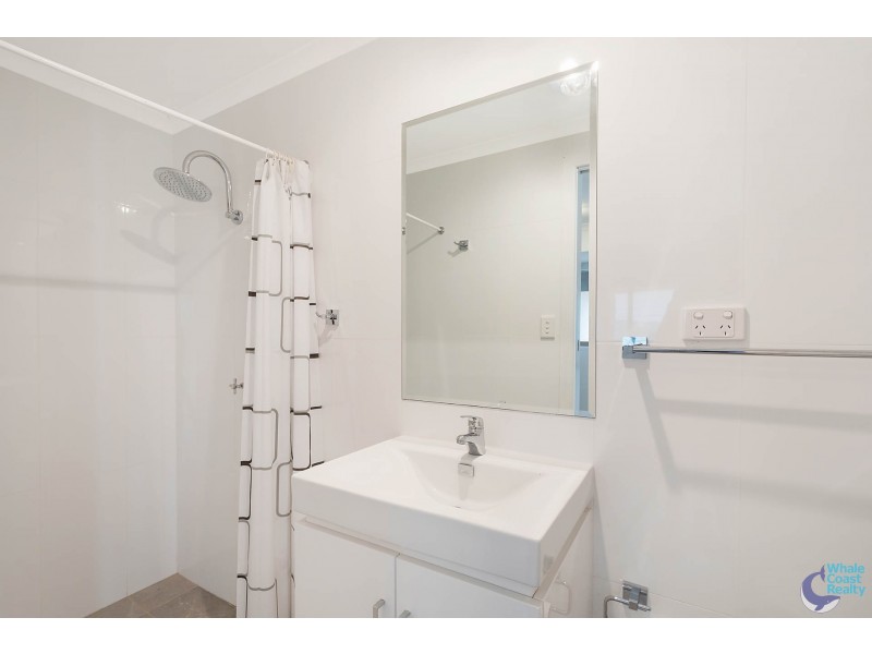 33 Goolara Avenue, Dalmeny NSW 2546