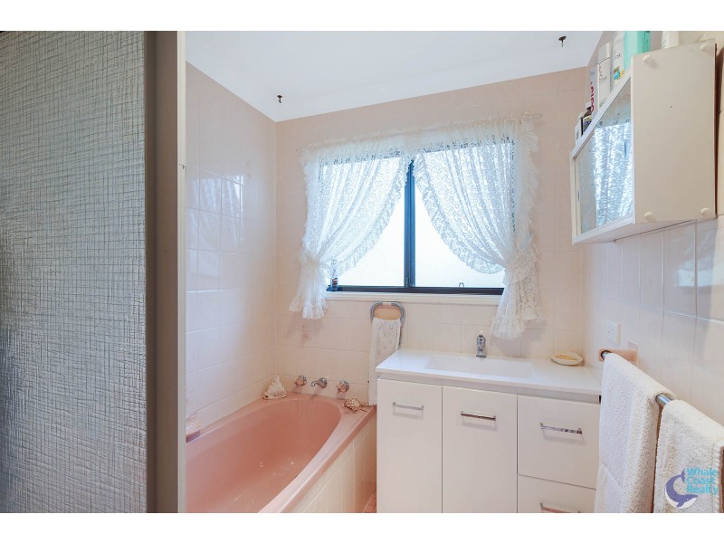 21 Lakeside Drive, Kianga NSW 2546