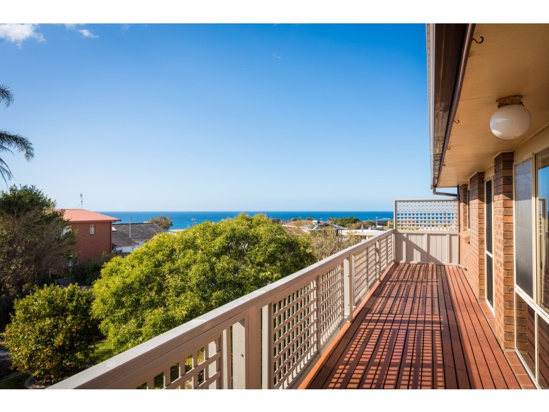 5 Laidley Street, Dalmeny NSW 2546