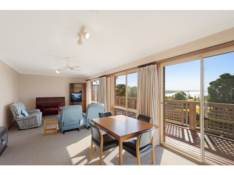 5 Laidley Street, Dalmeny NSW 2546