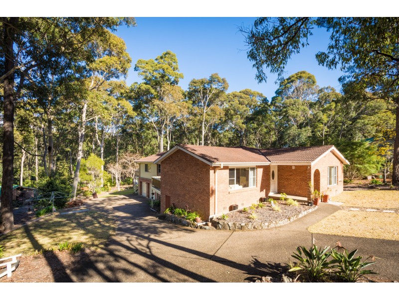 9 Coastal Court, Dalmeny NSW 2546