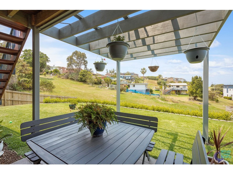 12 Baldwin Avenue, Kianga NSW 2546